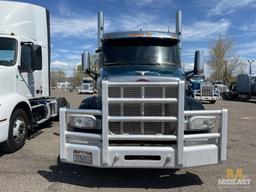2016 Peterbilt 567 Truck