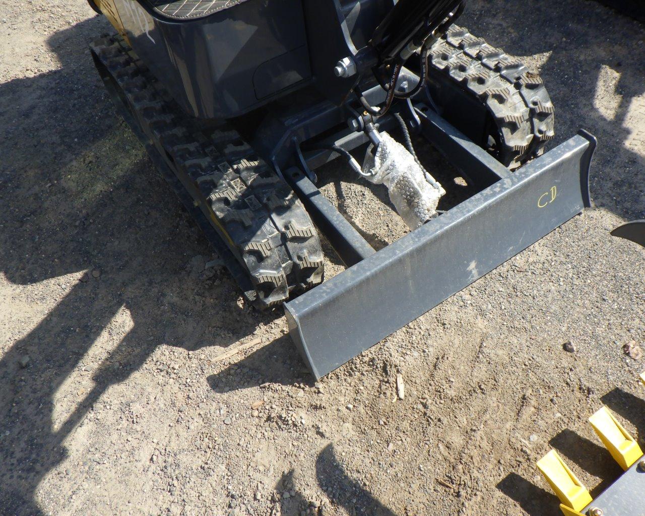 2023 AGT INDUSTRIAL H12 Mini Hyd Excavator w/Bucket   Thumb   Blade   ROPS