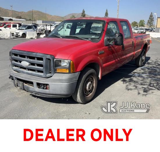 (Jurupa Valley, CA) 2006 Ford F250 Crew-Cab Pickup Truck Runs & Moves, Cracked Windshield, Horn Does