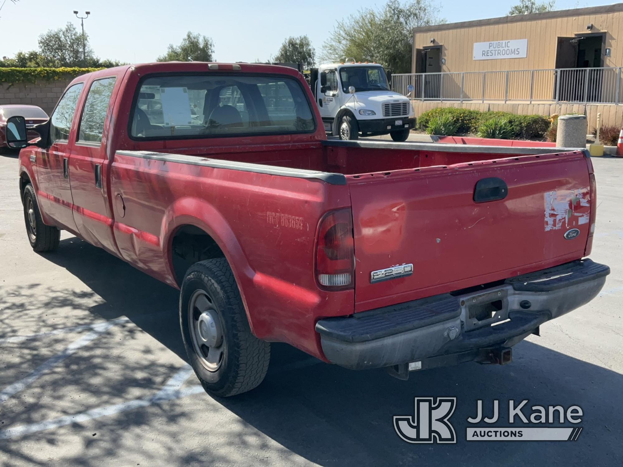 (Jurupa Valley, CA) 2006 Ford F250 Crew-Cab Pickup Truck Runs & Moves, Cracked Windshield, Horn Does