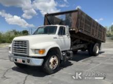 1995 Ford F700 Flatbed/Dump Truck Runs, Moves & Operates) (Hole In Roof