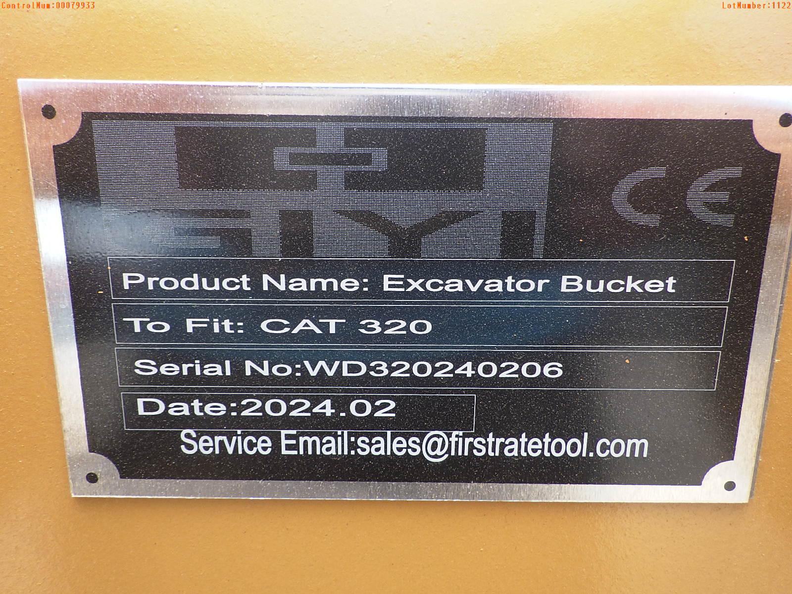 5-01122 (Equip.-Implement misc.)  Seller:Private/Dealer GIYI EXCAVATOR RIPPER BU