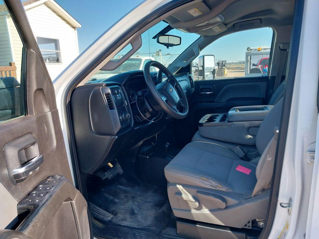 2016 Chevrolet Silverado 2500 W/T Crew Cab / LWB 4D