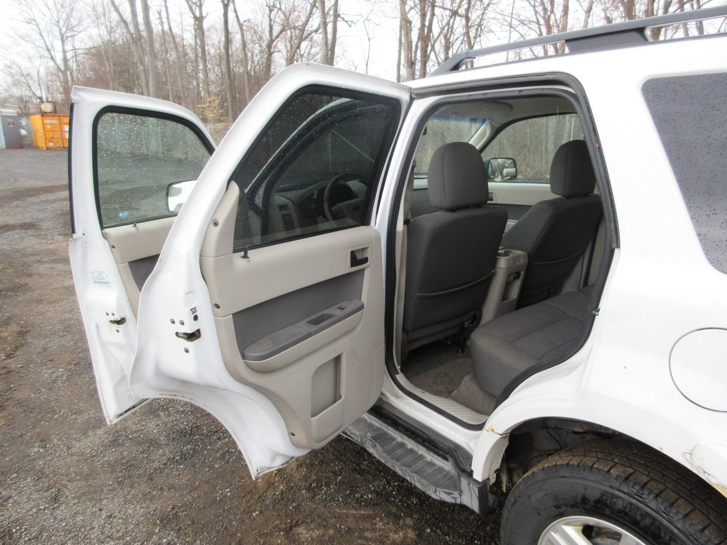 2010 Ford Escape Hybrid SUV