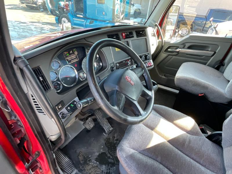 2019 Kenworth T680 Day Cab