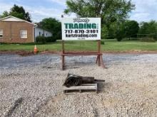 2015 BOBCAT HB680 CONCRETE BREAKER