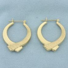 Crossover Ribbon Design Hoop Earrings In 14k Yellow Gold