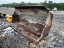 CATERPILLAR 136" WHEEL LOADER BUCKET