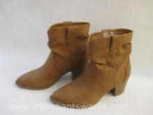 New Time and Tru Brown Heeled Boots, Size 8, 1 lb 9 oz