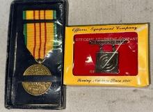 Marine Corps Pistol Marksman Badge NIB and Vietnam War Service Medal w/box