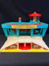 1973 Fisher-Price Little People Play Family Airport