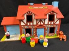 1980 Fisher-Price Tudor Home 952