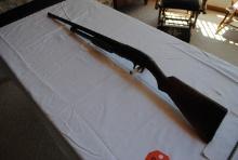 Winchester Model 12 16ga., full choke, Serial No. 421951 - matching barrel number