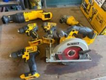 (6) Used Working Dewalt 20v Cordless Power Tools