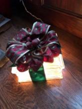 Christmas Decoration - Glass Gift Box with Lights
