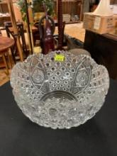 Vintage L.E. Smith Clear Glass Daisy and Button Style Punch Bowl