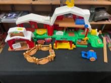 Fisher Price Little People Farm House Play Set