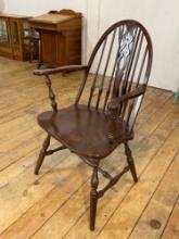Antique windsor back style arm dining chair
