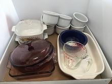Baking Dishes, Measuring Cup & Ramekin Bowls