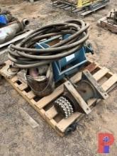 TULSA HYDRAULIC WINCH 12K RATING W/ JACK SHAFT, ASSORTED SWAB CUPS, HYDRAULIC HOSES 15966