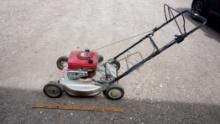 Briggs & Stratton Quantum Mower 5Hp 22" - Needs To Be Picked Up 6/6