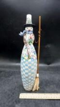 Enesco Heartwood Creek By Jim Shore "Happy Home Snow Woman" Figurine