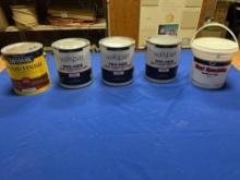ASSORTMENT OF PRIMER, STAIN, AND SPACKLING