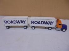 Roadway 1:64 Scale Die Cast Tractor w/ Set of Pups