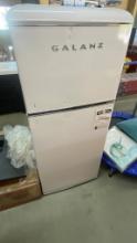 23-1/2 x 25 x 62 INCH GALANZ FRIDGE