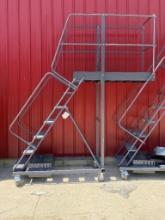 6 FT SET OF PORTABLE STAIRS