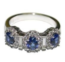 18k White Gold Blue Spinel & Diamond Ring Size 8