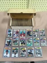1977 Topps Football Complete set w/ Largent RC, Payton, many HOFers