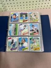 1980 Topps Baseball cards in Notebook w/ Rickey Henderson RC