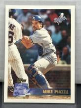 Mike Piazza 1996 Topps #246