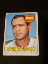 MLB VINTAGE 1969 Topps Luis Aparicio Chicago White Sox #75 Baseball Card