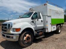 2011 Ford F750 Chip Truck