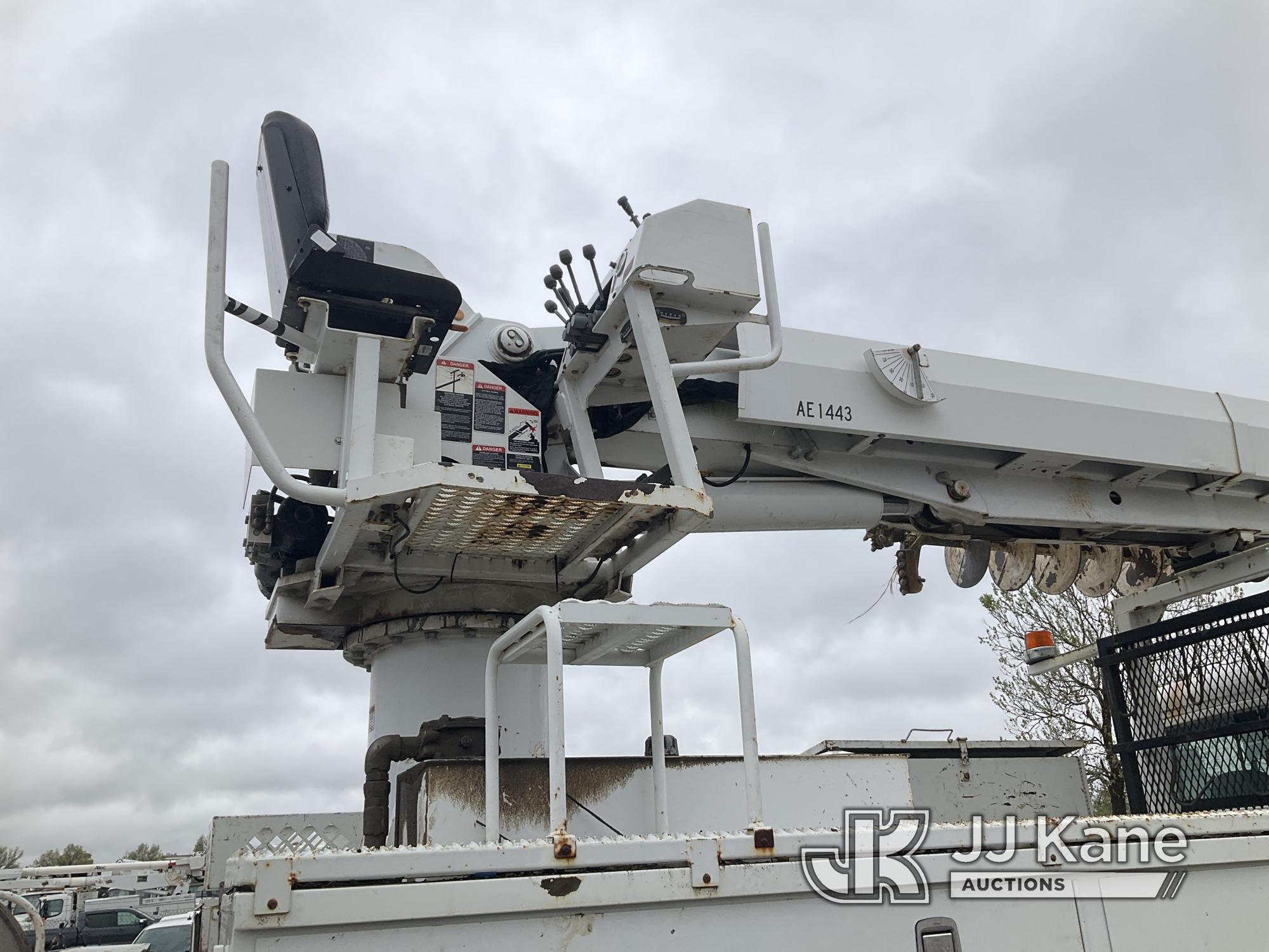 (Kansas City, MO) Altec DC47-TR, Digger Derrick rear mounted on 2013 Freightliner M2 106 Utility Tru