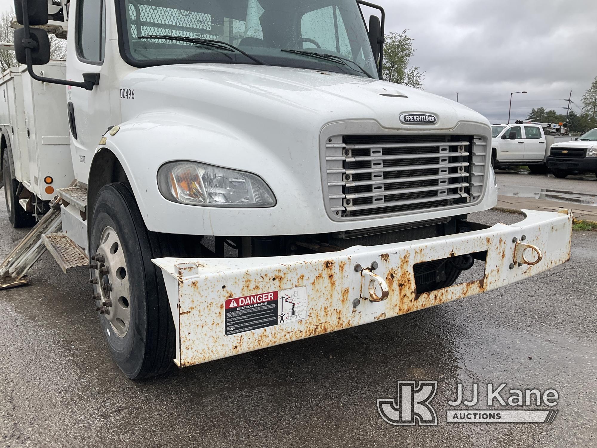 (Kansas City, MO) Altec DC47-TR, Digger Derrick rear mounted on 2013 Freightliner M2 106 Utility Tru