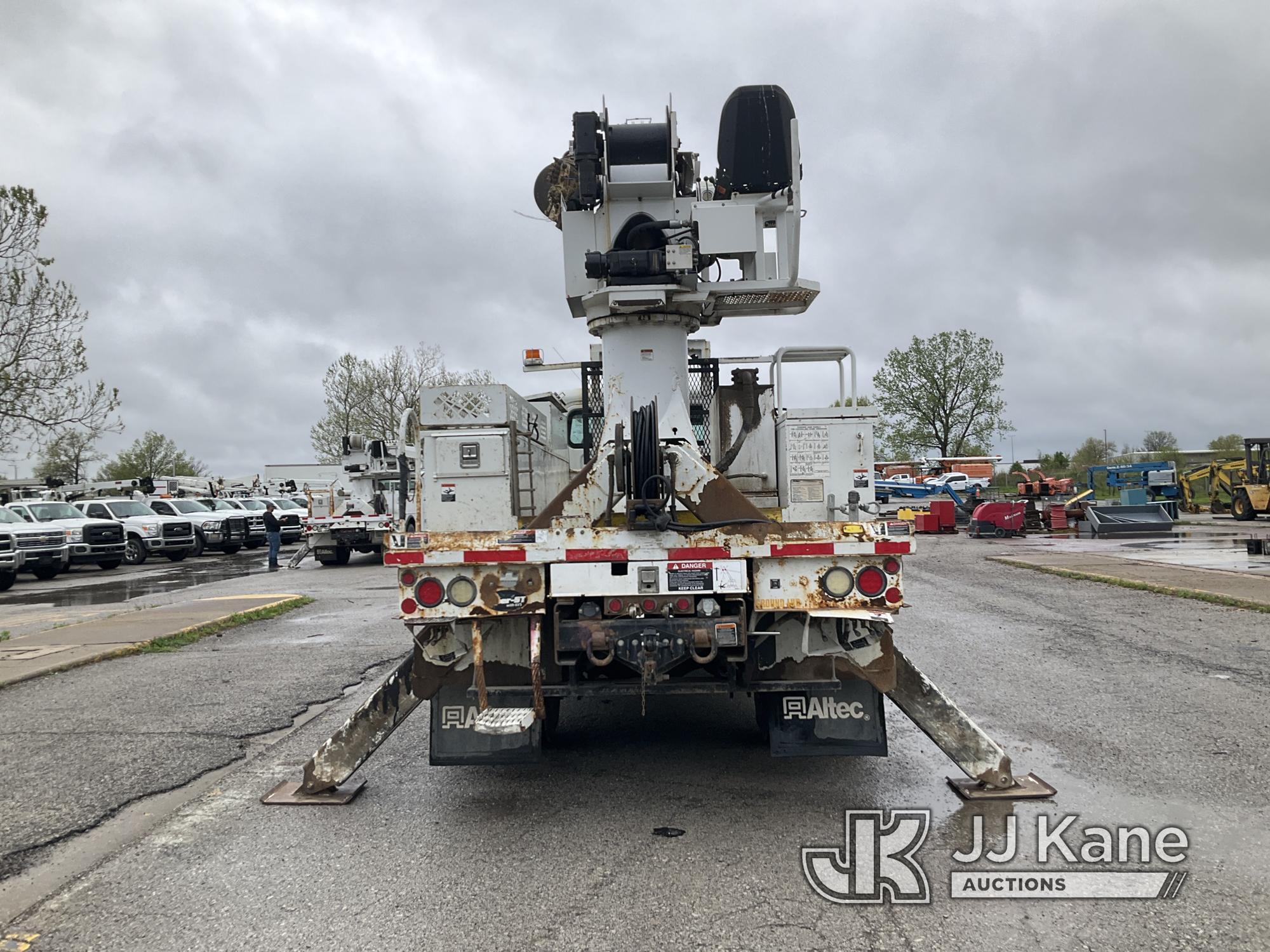 (Kansas City, MO) Altec DC47-TR, Digger Derrick rear mounted on 2013 Freightliner M2 106 Utility Tru