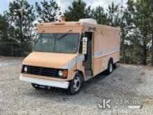 2003 Workhorse P42 Step Van Not Running, Condition Unknown, No Battery