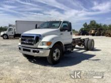 2015 Ford F750 Cab & Chassis Runs & Moves) (Check Engine Light On, Exhaust Stack Removed, Body/Paint