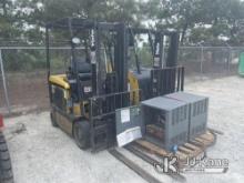 YALE ERC050 Cushion Tired Forklift, (GA Power Unit) Not Running, Condition Unknown , Batteries Dead)