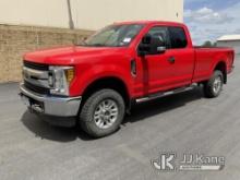 2017 Ford F250 4x4 Extended-Cab Pickup Truck Runs and Moves) (Seller States: New Ford Engine Install