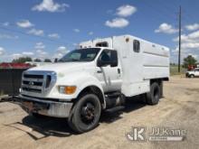 2015 Ford F750 Chipper Dump Truck Runs, Moves, Jump to Start, PTO Not Working- Dump Condition Unknow