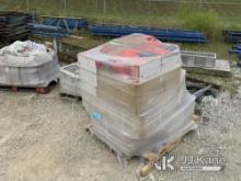 Pallet Misc. Inverters (Condition Unknown) NOTE: This unit is being sold AS IS/WHERE IS via Timed Au