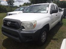 7-11144 (Trucks-Pickup 2D)  Seller: Gov-Pinellas County BOCC 2015 TOYO TACOMA