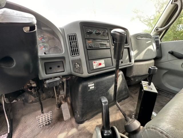 2007 Mack CHN613 Tandem Axle Daycab Truck