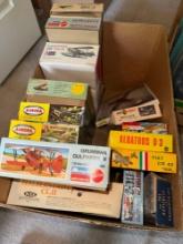 lot of 15 airplane model kits