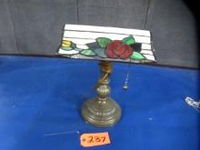 STAINED GLASS DESK LAMP