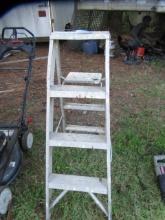 4 ft. step ladder aluminum